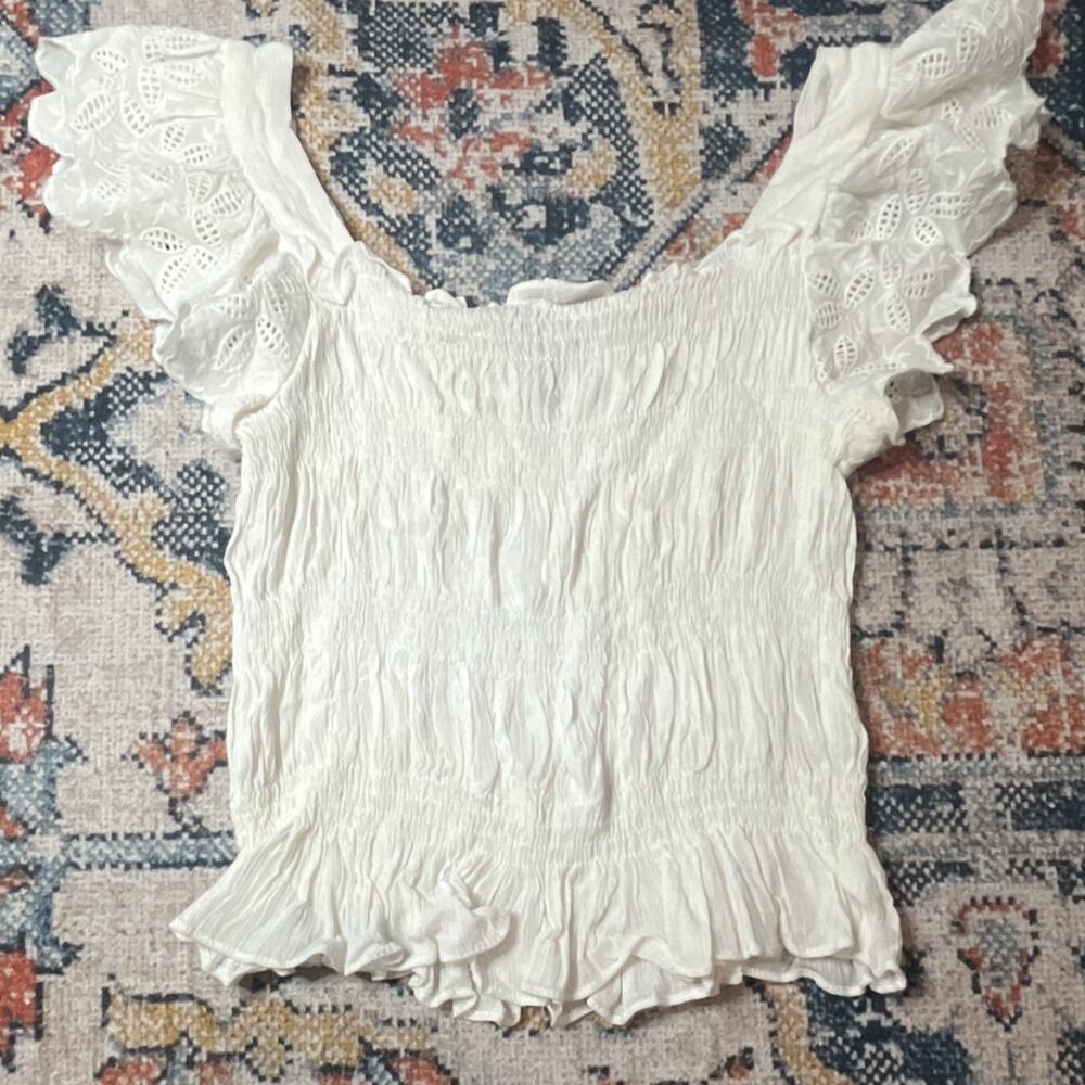 AQUA White Eyelet Smocked Ruffle Flutter Sleeve Square Neck Blouse Women’s S